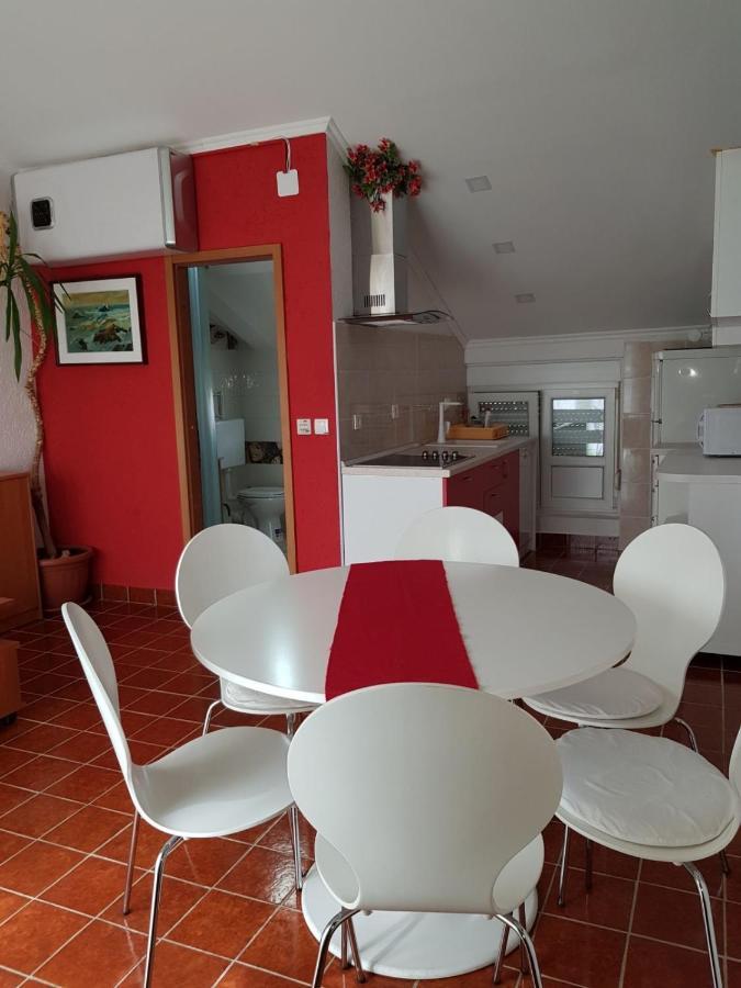 Apartments And Rooms Vesna نوفاليا المظهر الخارجي الصورة