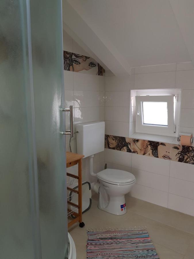 Apartments And Rooms Vesna نوفاليا المظهر الخارجي الصورة